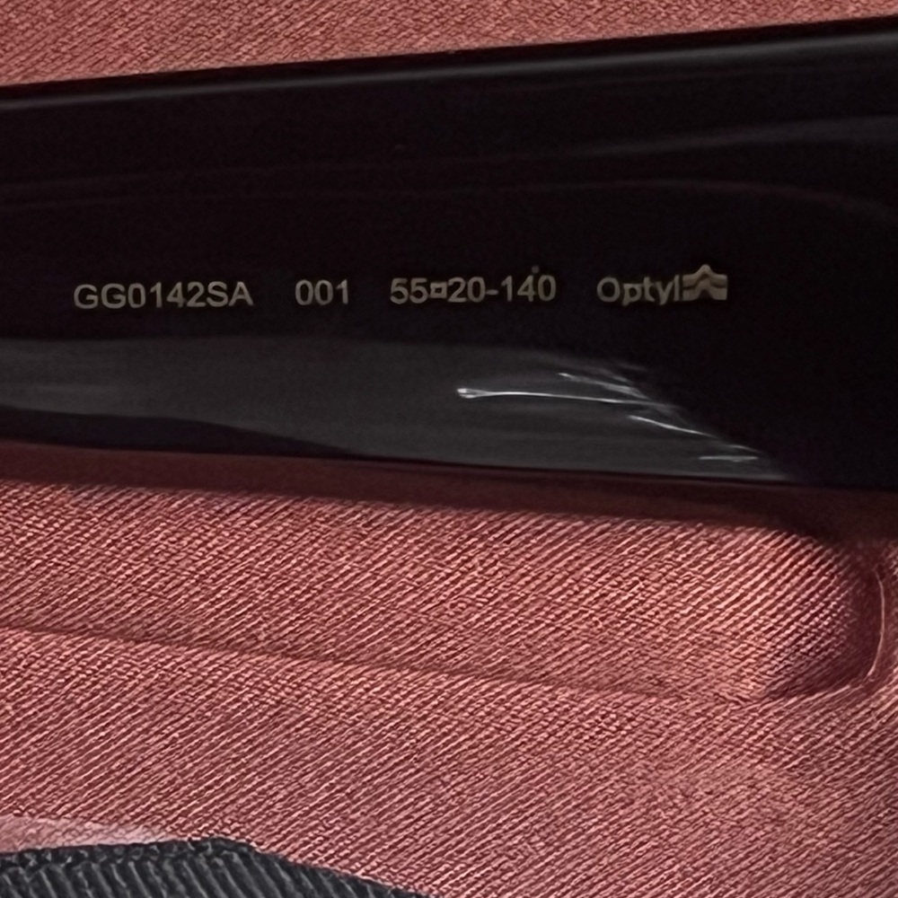 Gucci Sunglasses, GG0142SA - Picture 2 of 5